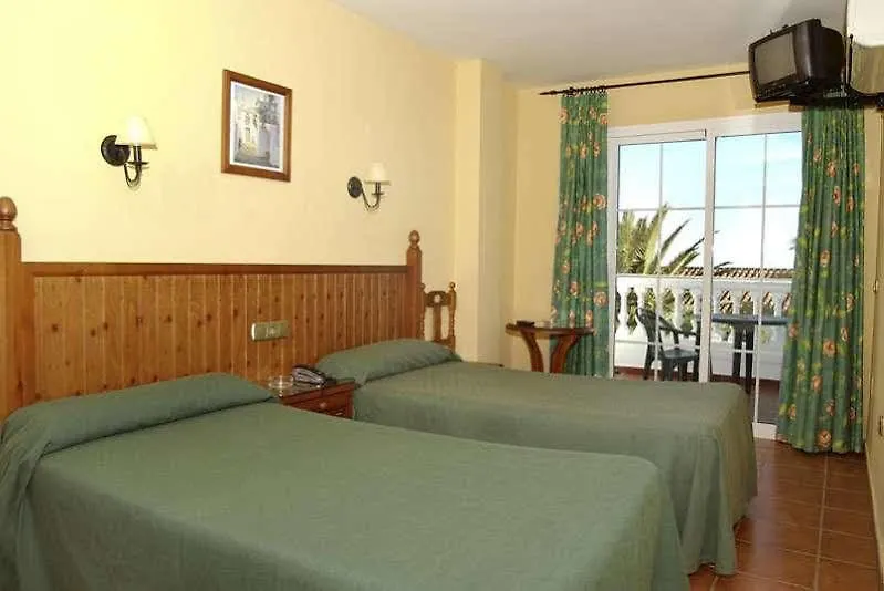 La Plazoleta Hotel ベナルマデナ